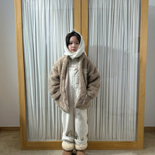 Load image into Gallery viewer, Zip Fluffy Fleece Jacket