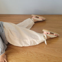 Load image into Gallery viewer, Plum shoes