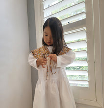 Load image into Gallery viewer, Lauren Shoulder Cape