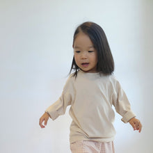 Load image into Gallery viewer, Essential Basic Long Sleeve Tee