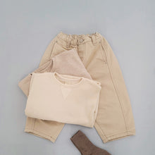 Load image into Gallery viewer, Basic Round Sweater