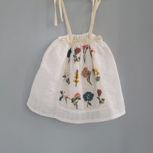 Load image into Gallery viewer, Fleur Skirt