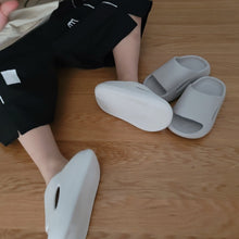 Load image into Gallery viewer, Bok Slippers