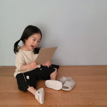 Load image into Gallery viewer, Bok Slippers