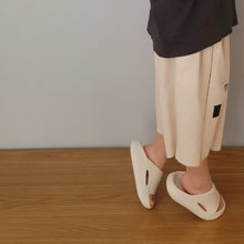 Load image into Gallery viewer, Bok Slippers