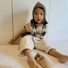 Load image into Gallery viewer, Lao Knit Bonnet