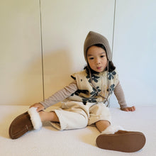 Load image into Gallery viewer, Byeats Knit Vest