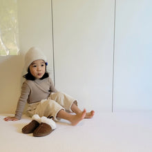 Load image into Gallery viewer, Bong Turtleneck Top