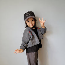 Load image into Gallery viewer, Boxy Knit Cardigan
