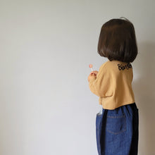 Load image into Gallery viewer, Boxy Knit Cardigan