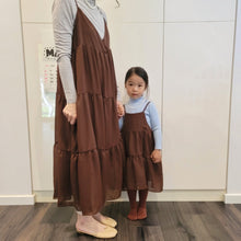 Load image into Gallery viewer, Verona Ribbed Turtleneck