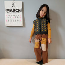 Load image into Gallery viewer, Marron Knit Vest