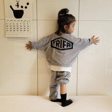 Load image into Gallery viewer, Trifa Pullover Jumper