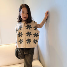 Load image into Gallery viewer, Byeats Knit Vest