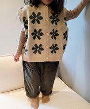 Load image into Gallery viewer, Byeats Knit Vest