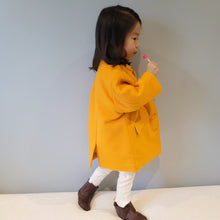 Load image into Gallery viewer, Roul Coat