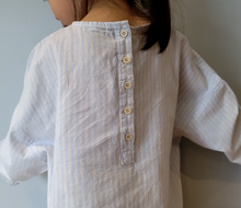 Load image into Gallery viewer, Biscuit Pullover