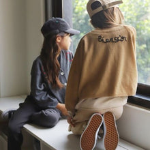 Load image into Gallery viewer, Boxy Knit Cardigan