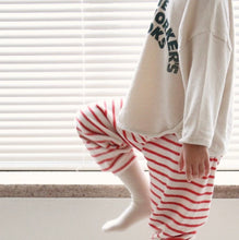 Load image into Gallery viewer, Steady Sweatshirt