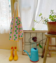 Load image into Gallery viewer, Flower Rain Cape