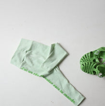 Load image into Gallery viewer, Spring Leggings