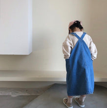 Load image into Gallery viewer, Wendy Overfit Denim Overall