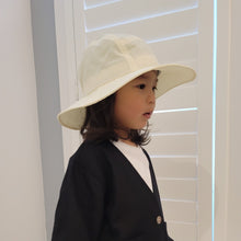 Load image into Gallery viewer, Ryu Bucket Hat
