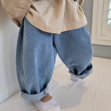 Load image into Gallery viewer, Story Denim Pants
